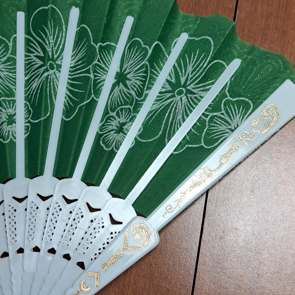 Green Floral Hand Fan - Folding Fan - Picture 2 of 2
